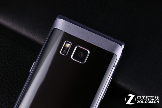 越覽天地 豪氣十足 三星W2016真機圖賞