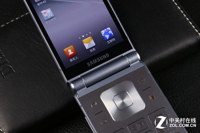 越覽天地 豪氣十足 三星W2016真機圖賞