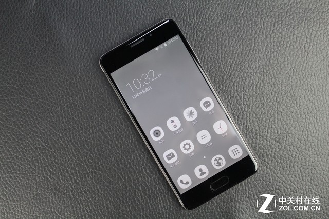 聯(lián)發(fā)科八核支持指紋 有糖手機U7評測