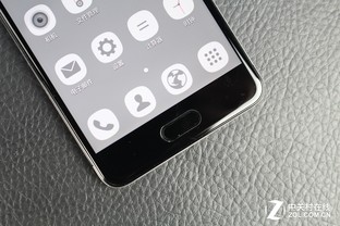 聯(lián)發(fā)科八核支持指紋 有糖手機U7評測