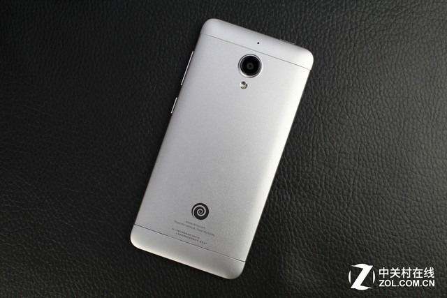 聯(lián)發(fā)科八核支持指紋 有糖手機U7評測