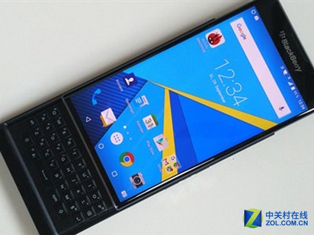 雙曲面屏設(shè)計 黑莓Priv商家報價4764元