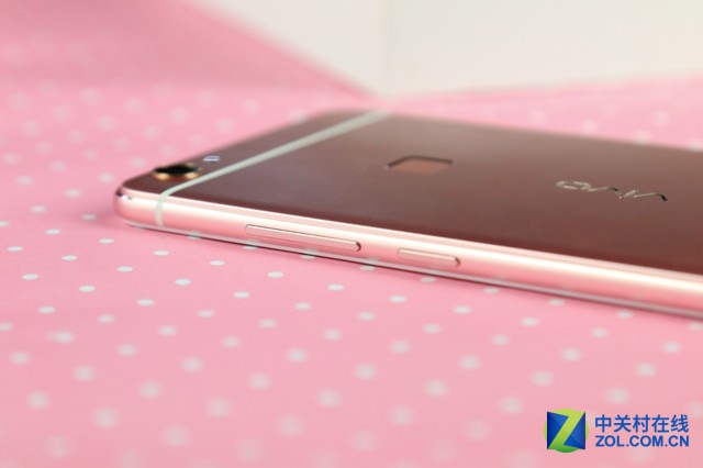 粉嫩迷人 玫瑰金版vivo X6Plus真機圖賞