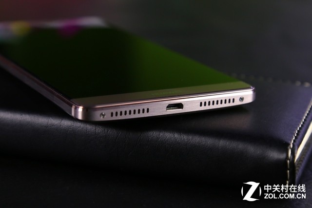 精湛設(shè)計與工藝 華為Mate8摩卡金版圖賞