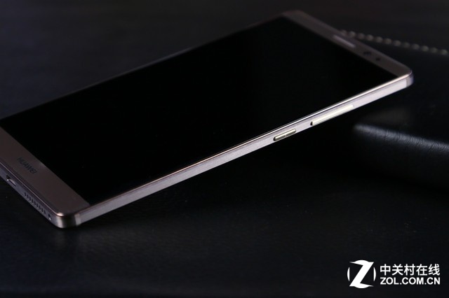 精湛設(shè)計與工藝 華為Mate8摩卡金版圖賞