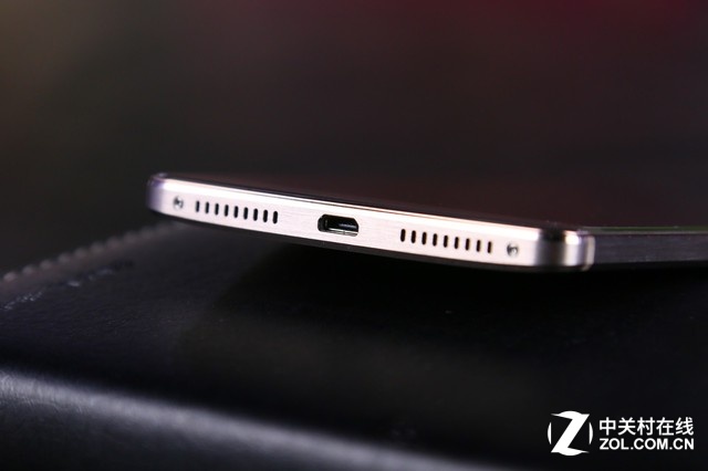 精湛設(shè)計與工藝 華為Mate8摩卡金版圖賞