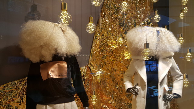 領(lǐng)跑高端商務(wù) 三星心系天下W2016評測