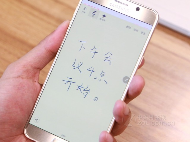 玩轉(zhuǎn)S Pen 三星Note5熄屏快寫便捷高效 