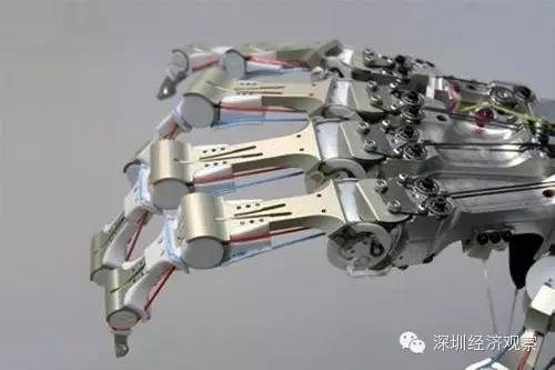 中國制造：距離世界頂級還差30年！卻要跑