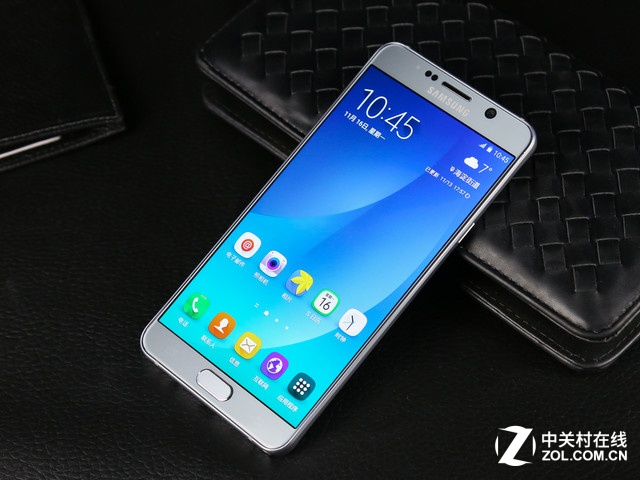 12月驚喜不斷 N款"夠快"熱門新機(jī)搶先看