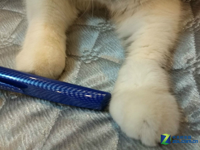 4GB RAM+安卓6.0 華為Mate 8購機手冊