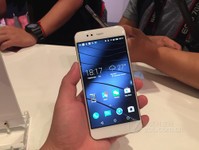 N款追劇神器 無大屏不歡的熱門手機推薦