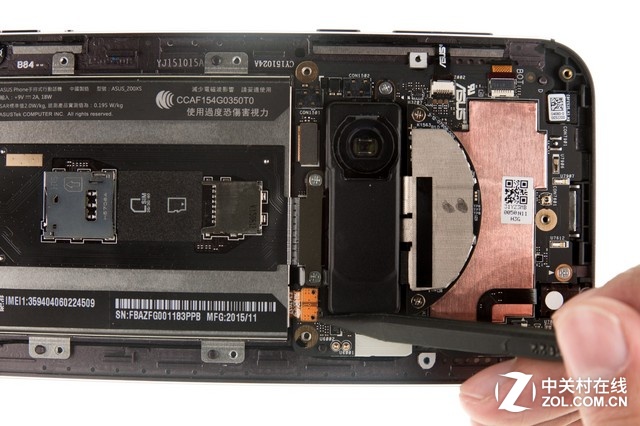 精密的“鷹眼” 華碩ZenFone Zoom拆解圖賞