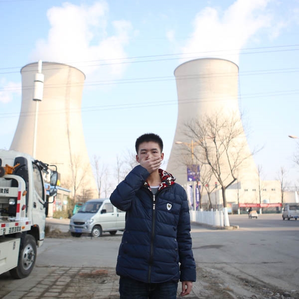 男子重度霧霾不戴口罩:稱國人金剛不壞