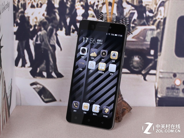 不足3000mAh就別混了 熱門高續(xù)航手機薦