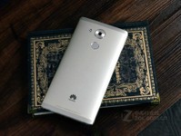 2015年末最受關注的手機 華為Mate8開賣