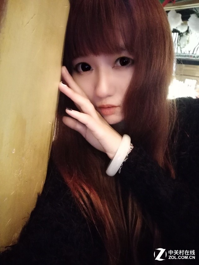 除此外還提供韓式裸妝、可愛芭比、清新自然等8鐘自拍妝容可選。