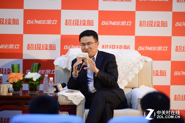 劉立榮:金立明年沖4500萬 超級續航有大招 