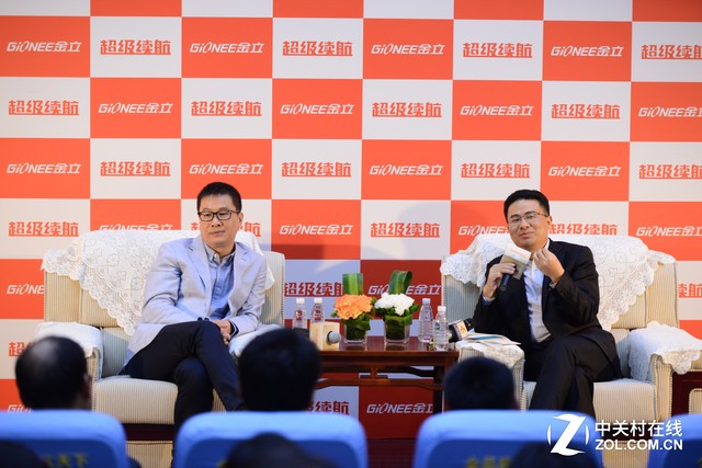 劉立榮:金立明年沖4500萬(wàn) 超級(jí)續(xù)航有大招