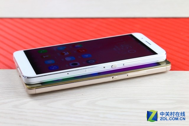 風格截然不同 榮耀7/榮耀7i對比圖賞