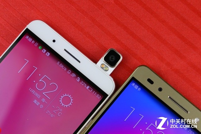 攝像頭位置高一點，你胳膊就輕松一點，不是么？