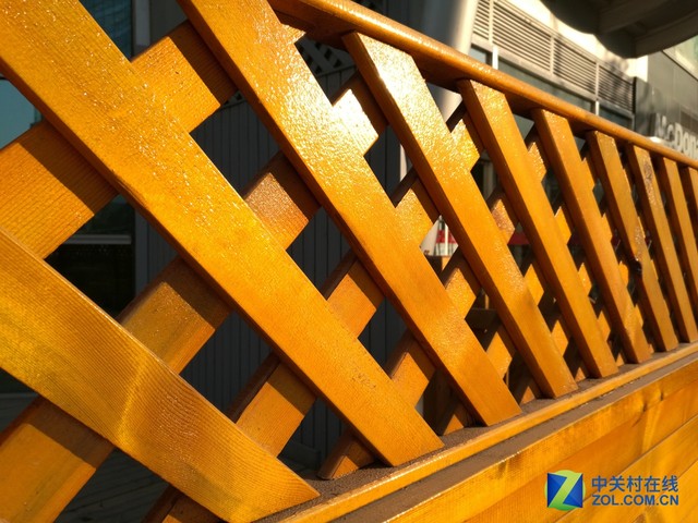 三軸智能光學(xué)防抖 華為Mate 8拍照體驗(yàn) 