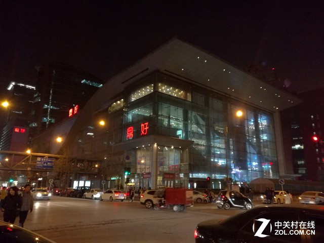 三軸智能光學(xué)防抖 華為Mate 8拍照體驗(yàn) 