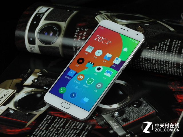 超級旗艦款來襲 元旦要買的旗艦手機推薦