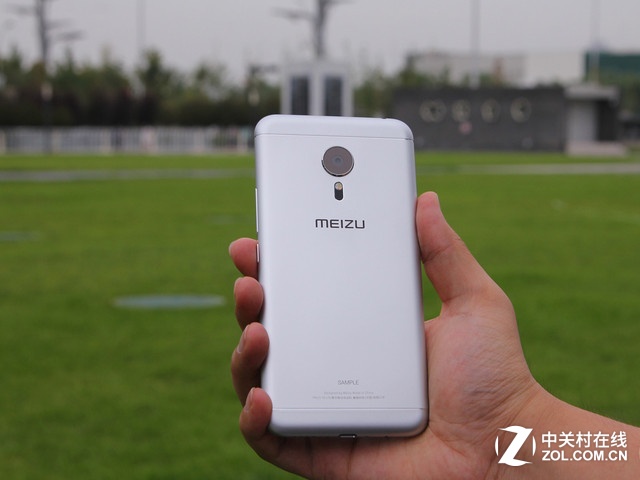 超級旗艦款來襲 元旦要買的旗艦手機推薦