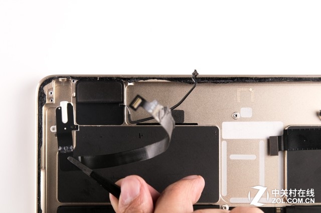 苛求對稱之美 iPad Pro拆解百圖賞析