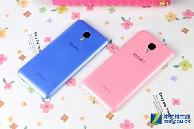 多彩時尚之選 魅藍metal粉藍雙機圖賞