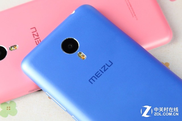 多彩時(shí)尚之選 魅藍(lán)metal粉藍(lán)雙機(jī)圖賞