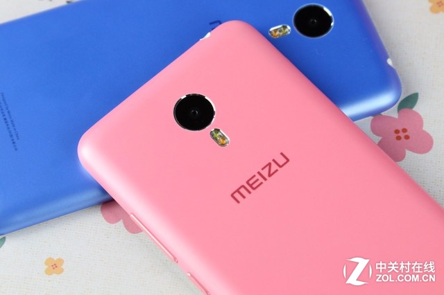 多彩時(shí)尚之選 魅藍(lán)metal粉藍(lán)雙機(jī)圖賞