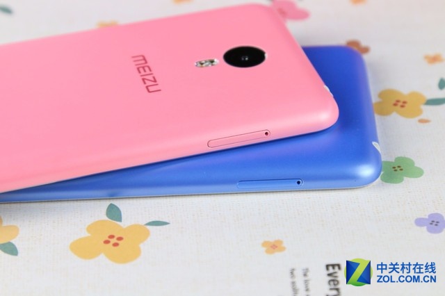 多彩時(shí)尚之選 魅藍(lán)metal粉藍(lán)雙機(jī)圖賞