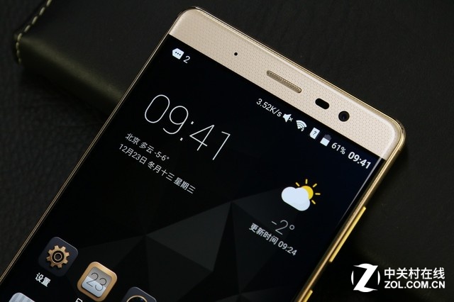 巨屏盡在掌握 中興AXON天機Max圖賞 