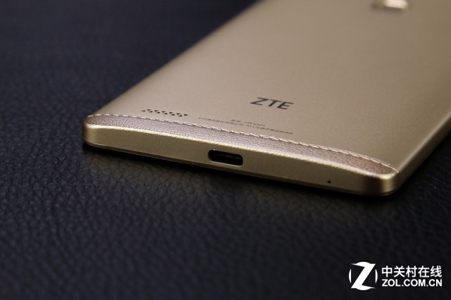 巨屏盡在掌握 中興AXON天機Max圖賞