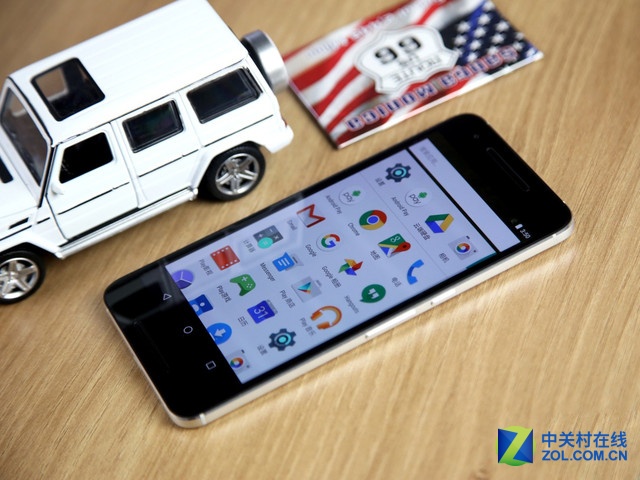 Android設計主管吐槽<a href=/pc/ios/ target=_blank class=infotextkey>iOS</a>界面設計過時了 