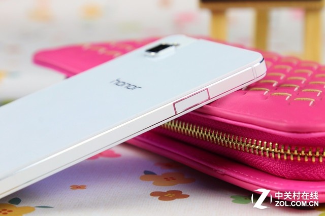 打開年輕人的新視界 榮耀7i開箱圖賞