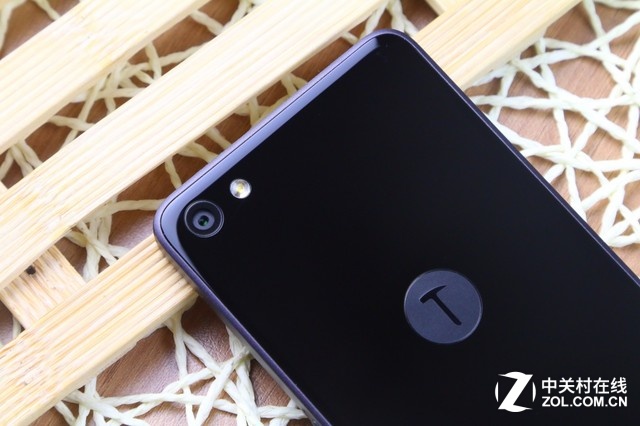 體驗至上 錘子手機Smartisan T2圖賞