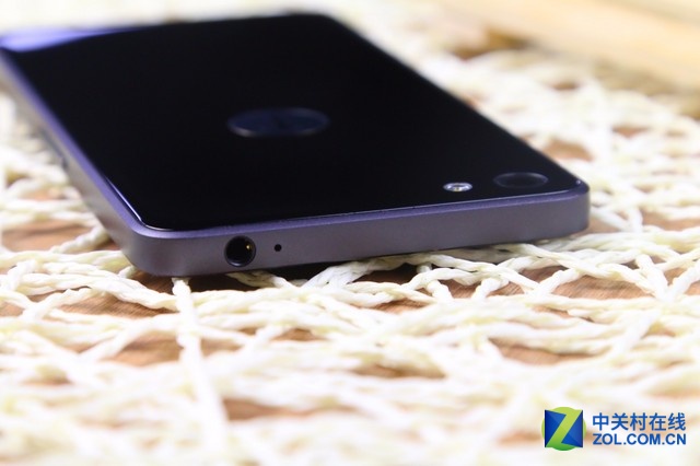 體驗(yàn)至上 錘子手機(jī)Smartisan T2圖賞