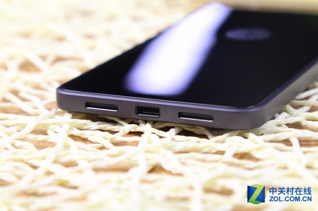 體驗(yàn)至上 錘子手機(jī)Smartisan T2圖賞