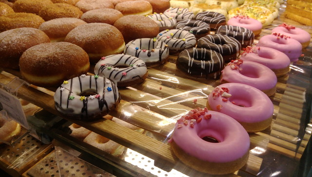 一部"靠譜"的金屬中端機 HTC One X9評測