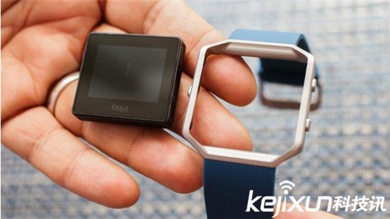 fitbit在CES上發(fā)布新產(chǎn)品:表帶表框都能換!