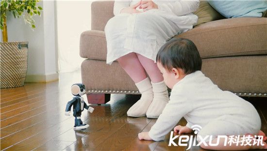 軟銀Pepper被搶光 盤點2015高端智能機器人