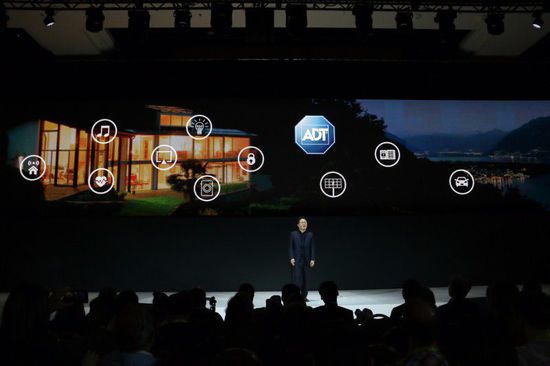 LG新品曝光 50大圖領(lǐng)略CES發(fā)布會(huì)現(xiàn)場(chǎng)