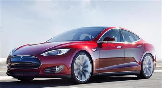 特斯拉接連起火自燃：電動汽車是否真的安全？