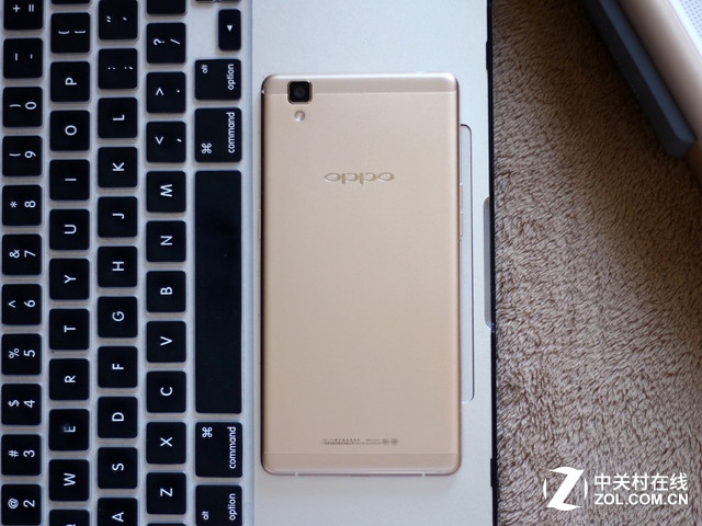 十月新機看點多 各價位值得買手機推薦