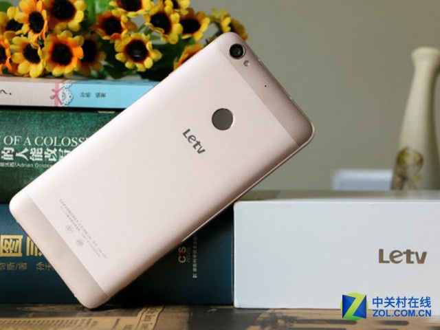 內(nèi)置3GB RAM 樂(lè)視超級(jí)手機(jī)1s僅售1099