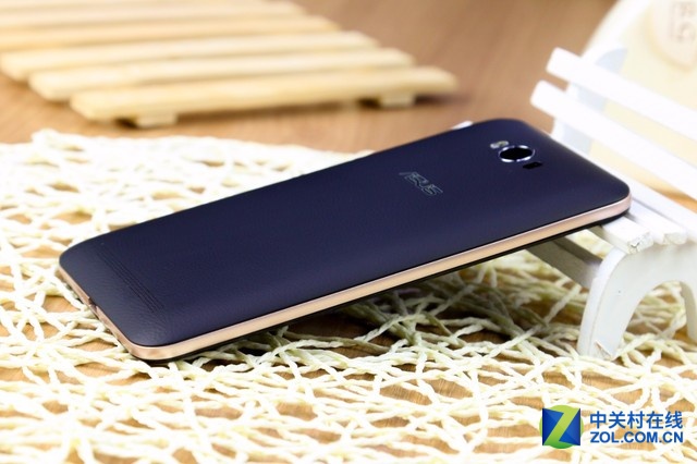 強勁長續航千元機 華碩電神5000圖賞