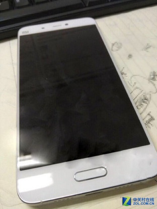 米粉歡呼 網(wǎng)爆小米5與小米note2齊發(fā)